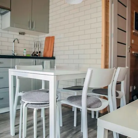 Apartment Sloneczna Przystan Debki