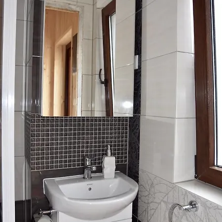 Sloneczna Przystan Apartment *